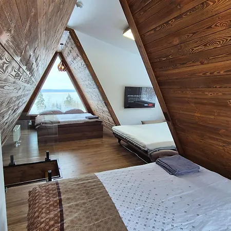 Dominika Наместово